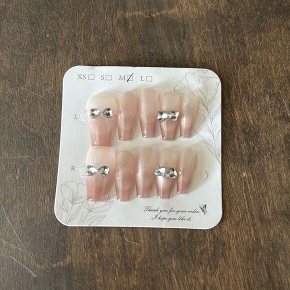 Pink False Nails with Rhinestones Bow Cat Eye Art Nail Set - Picture 1 of 5